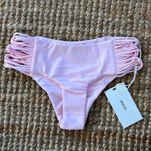 MIKOH Velzyland Skinny String Triple Loop Bottom in Cloud Pink NWT
